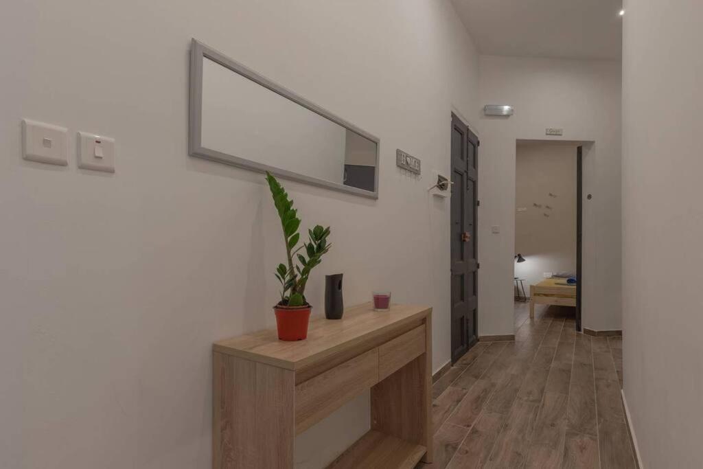 Апартаменты Sliema - 2 Mins From The Beach Экстерьер фото